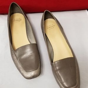 Circa Joan & David Luxe Flat Women's Shoe 9 M